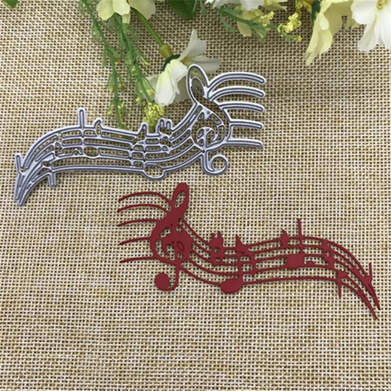 1/2 Pezzi Fustelle in Metallo  - Blank Sheet Music Notebook recensione e prezzo